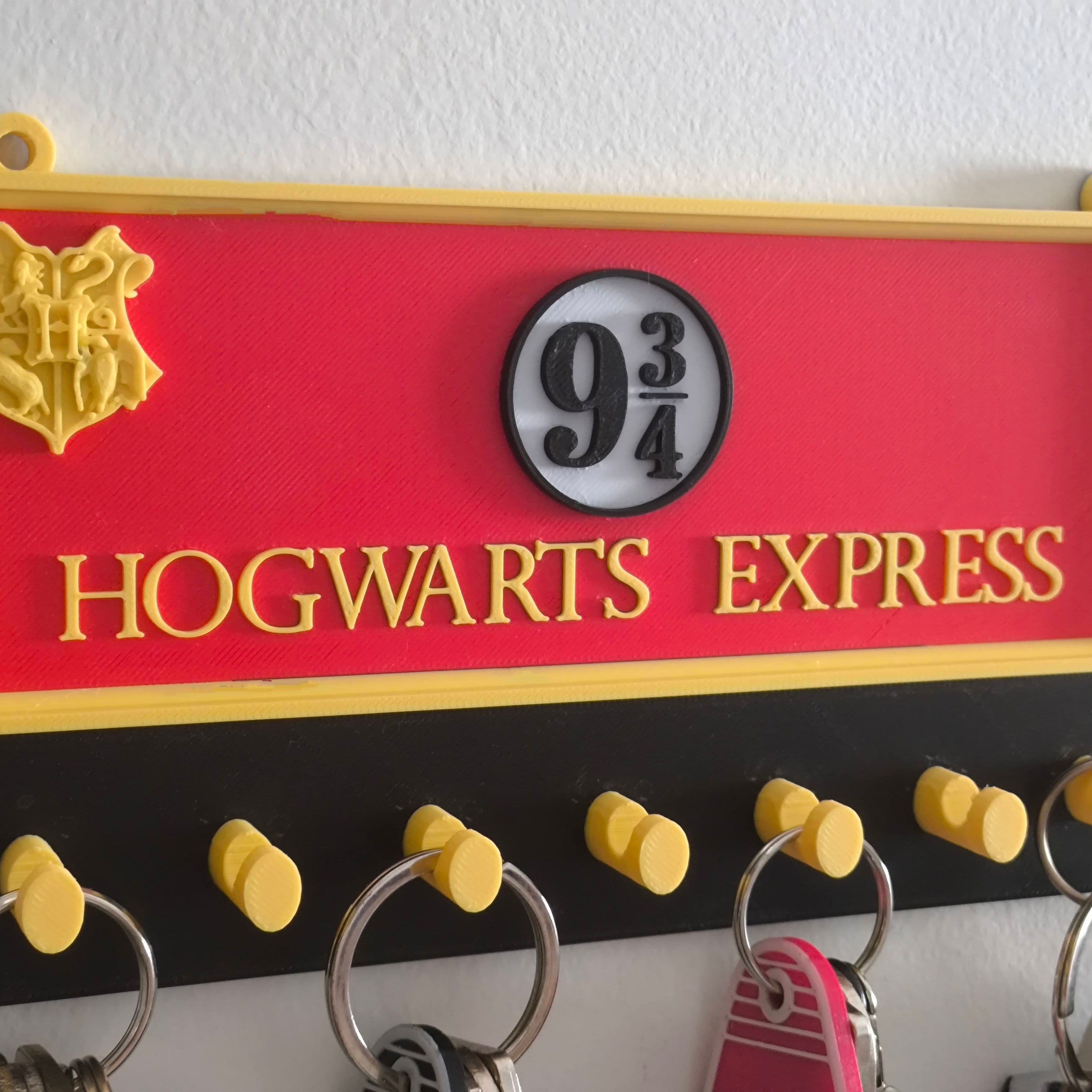 Hogwarts Key Holder – Platform 9¾ Style for Your Wall